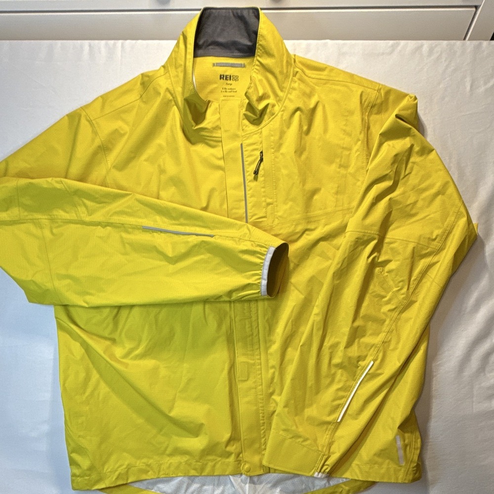 REI Co-op Men's Yellow Rain Jacket XL Full Zip Water Resistant Nylon Shell
